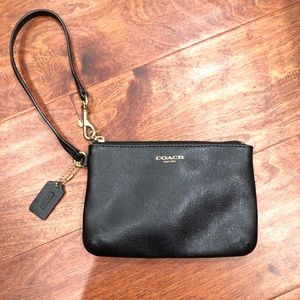 COACH Small Wristlet